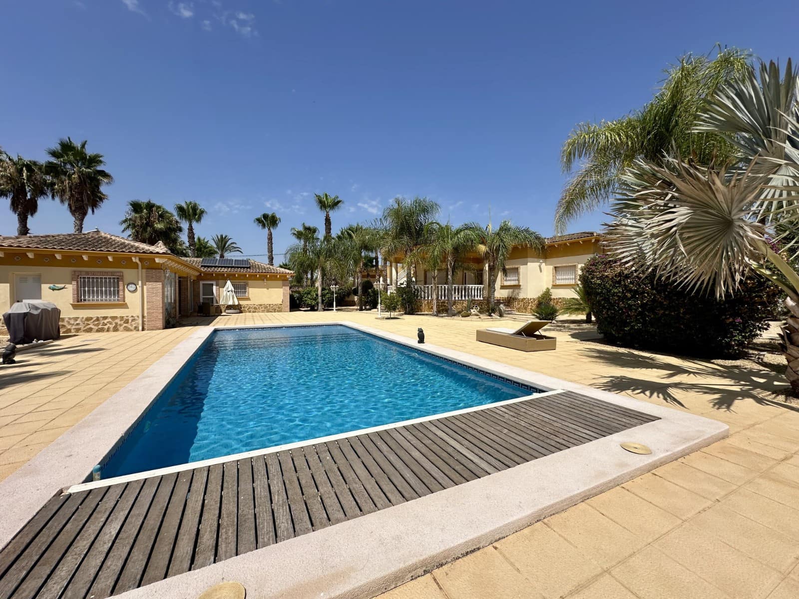 5 sypialnia Finka/Dom wiejski na sprzedaż w Catral z basenem - 700 000 € (Ref: 4947639)