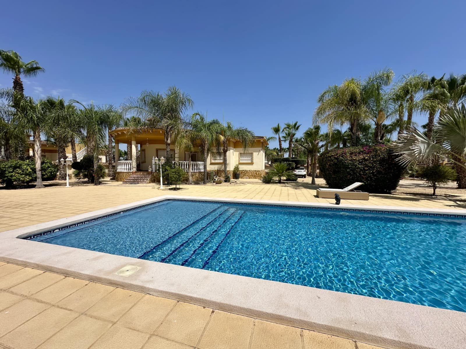 5 sypialnia Finka/Dom wiejski na sprzedaż w Catral z basenem - 700 000 € (Ref: 4947639)