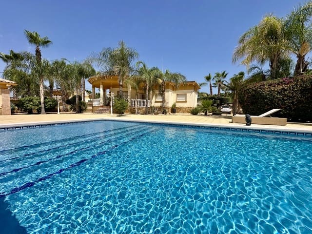 5 sypialnia Finka/Dom wiejski na sprzedaż w Catral z basenem - 700 000 € (Ref: 4947639)