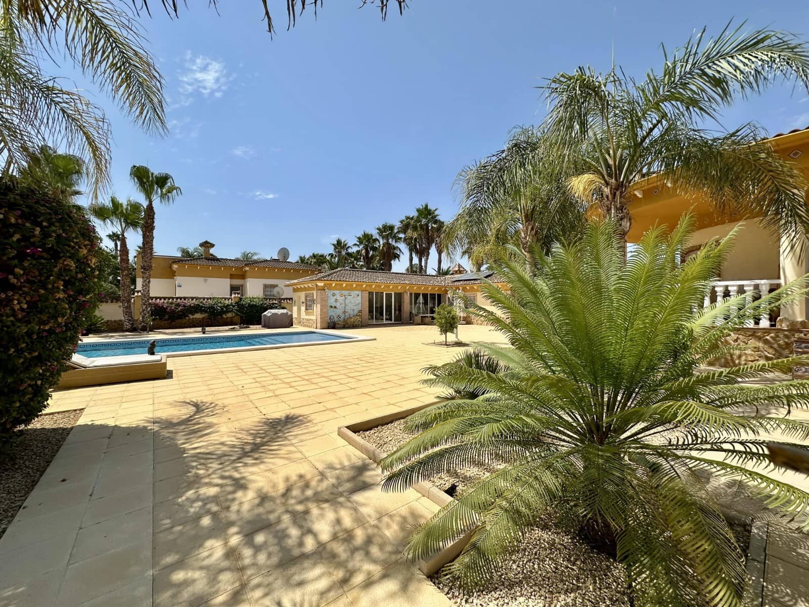 5 sypialnia Finka/Dom wiejski na sprzedaż w Catral z basenem - 700 000 € (Ref: 4947639)