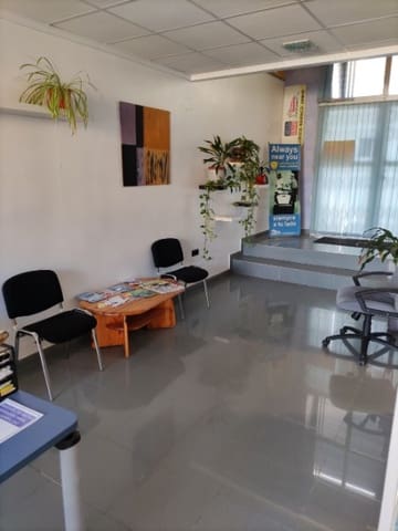 Commercial for sale in La Marina, Elche / Elx - € 150,000 (Ref: 5735230)