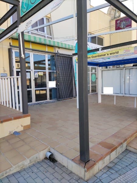 Commercieel te koop in La Marina - € 150.000 (Ref: 5735230)