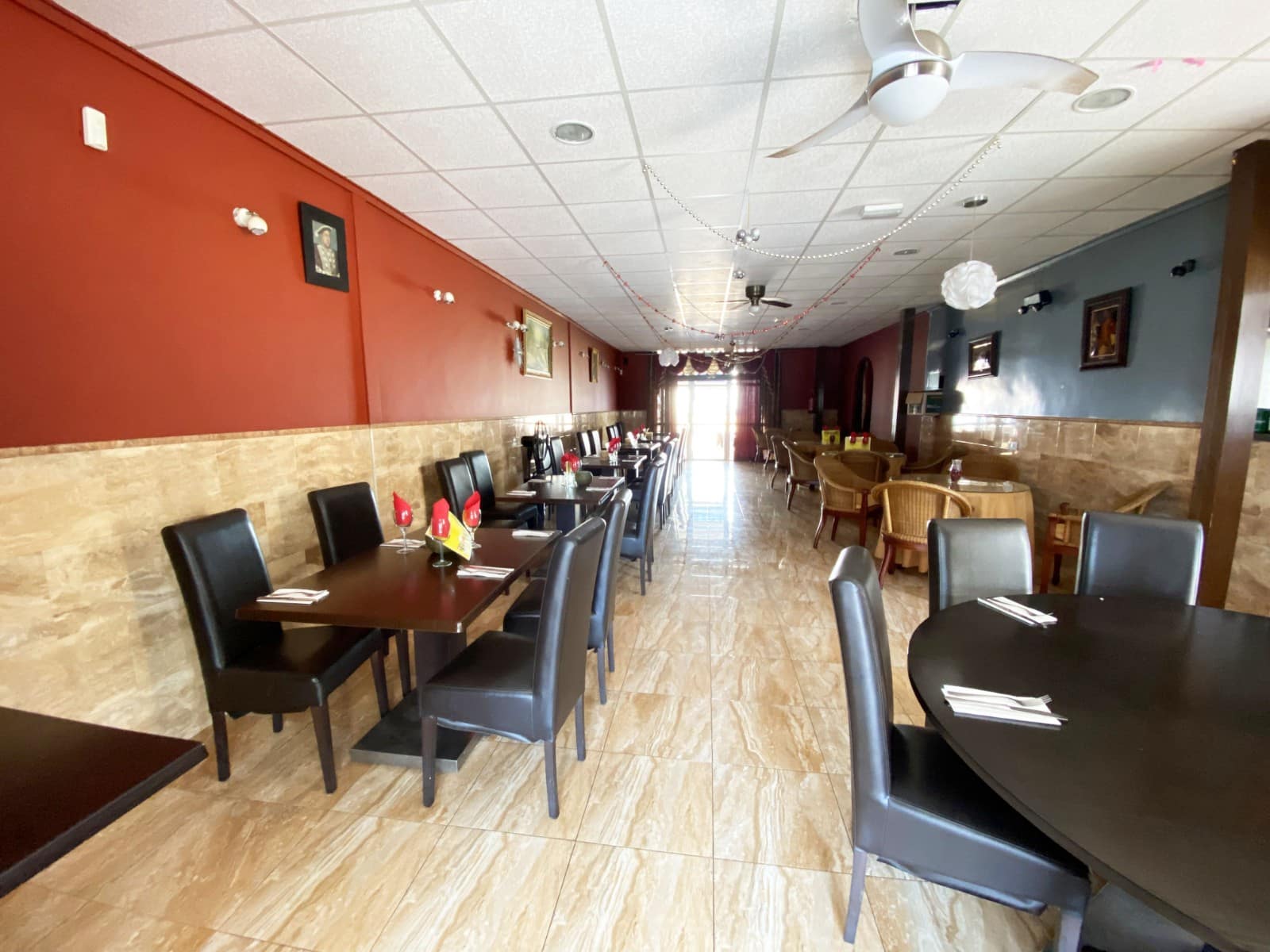 Komercyjne na sprzedaż w La Marina - 245 000 € (Ref: 6349189)