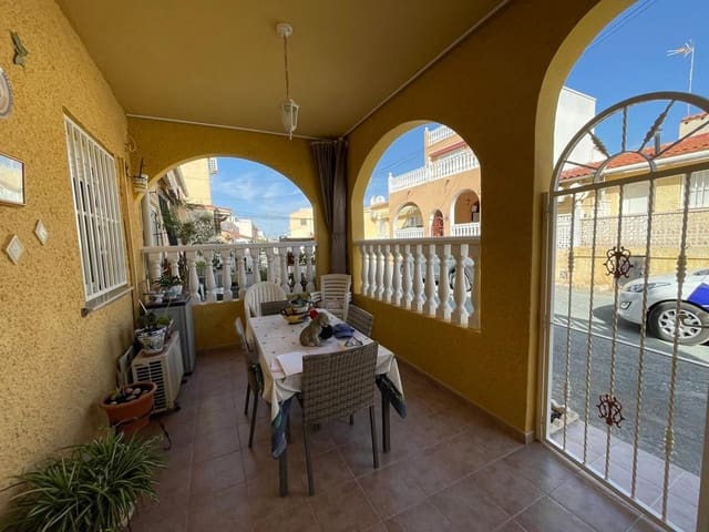 3 soverom Hus til salgs i La Marina, Elche / Elx - € 149 800 (Ref: 6666756)