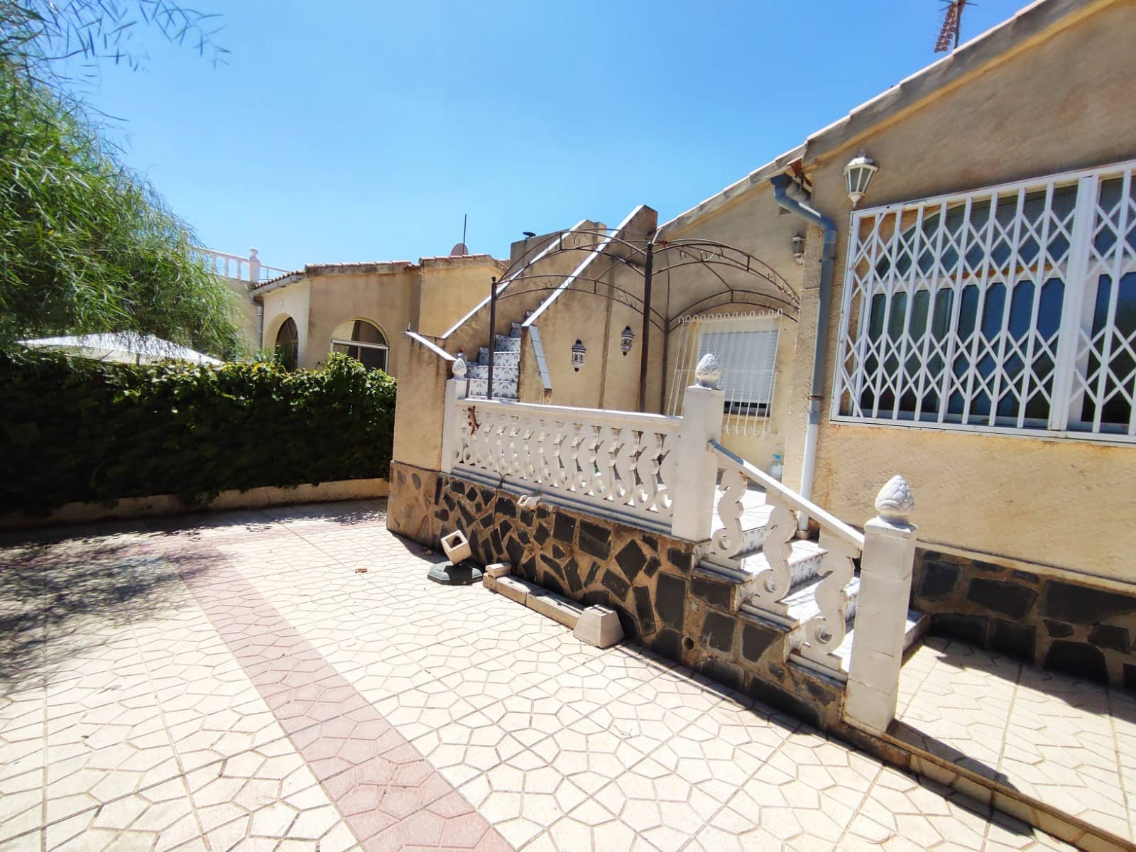 2 bedroom Villa for sale in La Marina, Elche / Elx with garage € 157,500 (Ref 7033002)