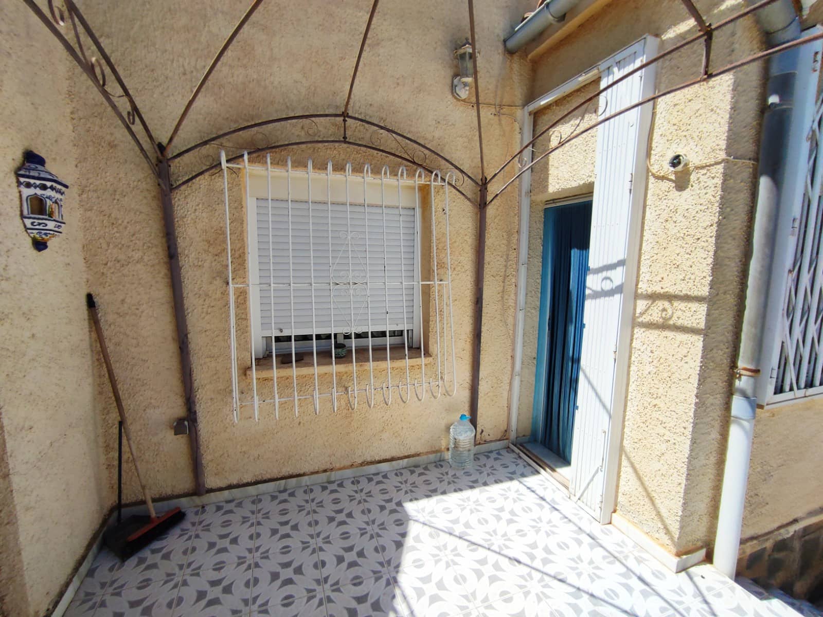 2 bedroom Villa for sale in La Marina, Elche / Elx with garage € 157,500 (Ref 7033002)