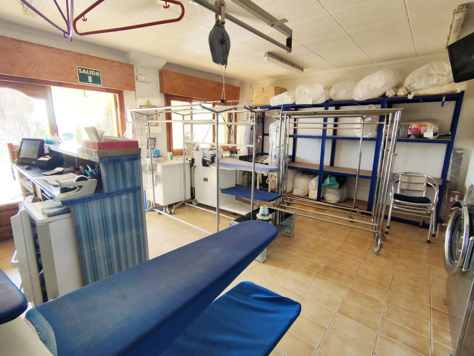 Komercyjne na sprzedaż w La Marina - 110 000 € (Ref: 7040356)