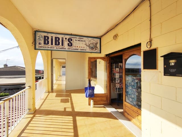 Commercial for sale in La Marina, Elche / Elx - € 110,000 (Ref: 7040356)