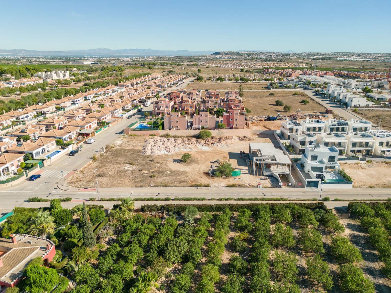 3 slaapkamer Villa te koop in Benijofar met zwembad garage - € 539.900 (Ref: 7248199)