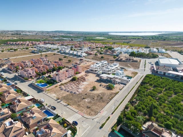 3 slaapkamer Villa te koop in Benijófar met zwembad garage - € 539.900 (Ref: 7248199)