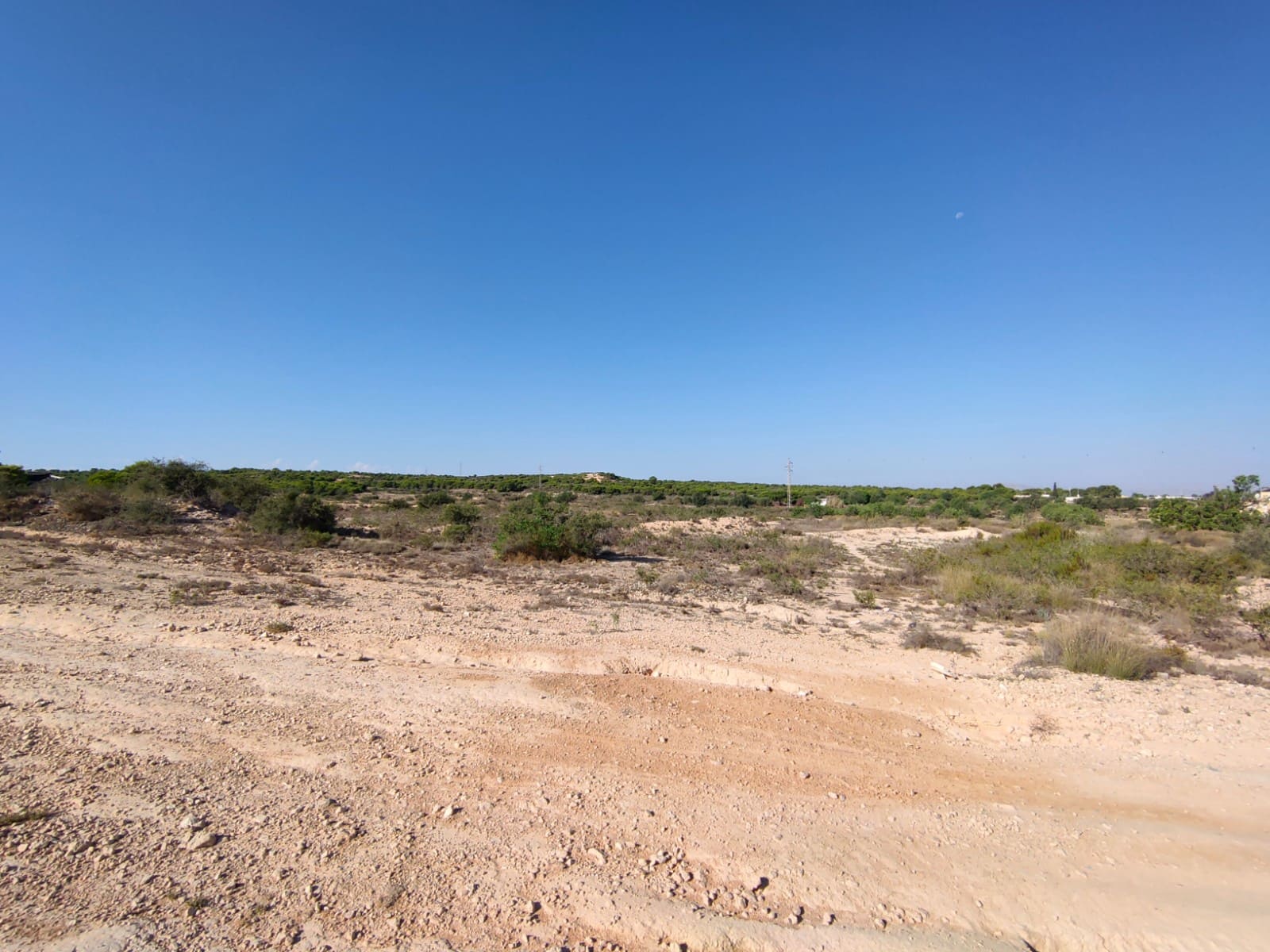 Tontti myytävänä paikassa La Marina - 140 000 € (Ref: 7342693)