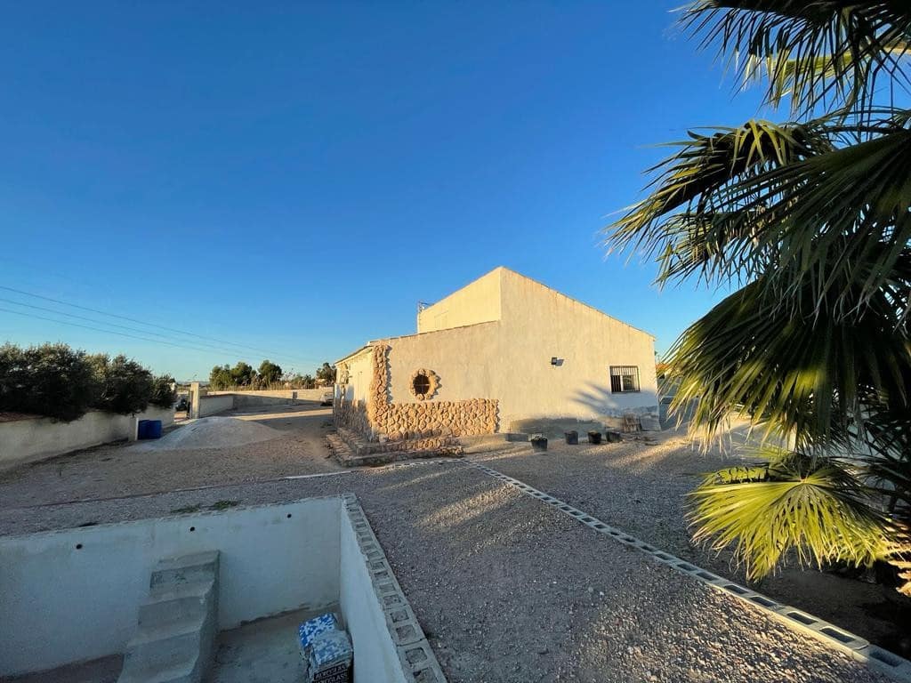 4 quarto Quinta/Casa Rural para venda em Elche / Elx com piscina garagem - 295 000 € (Ref: 7352959)