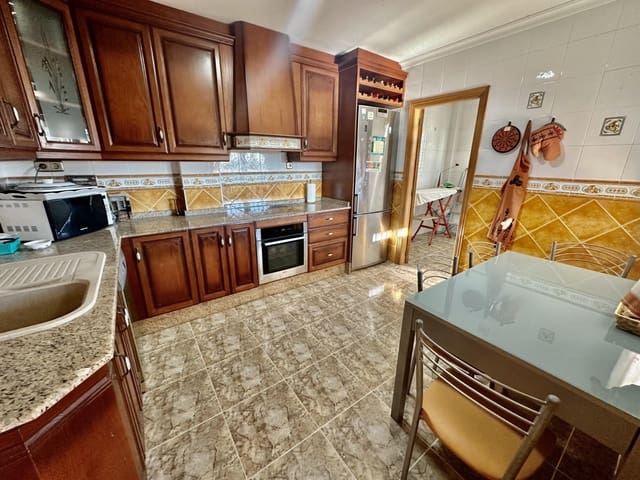 5 Zimmer Villa zu verkaufen in La Marina, Elche / Elx mit Pool Garage - 449.500 € (Ref: 7989766)