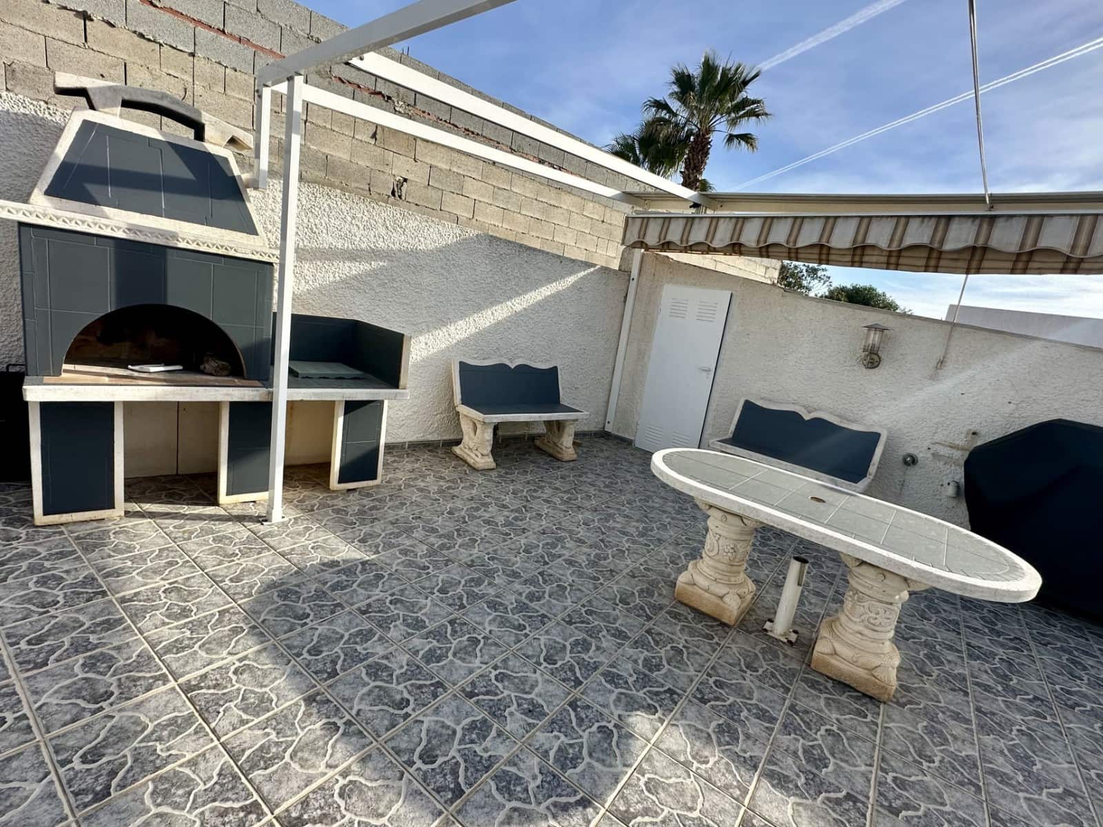 4 Zimmer Villa zu verkaufen in La Marina mit Pool Garage - 519.000 € (Ref: 8075056)