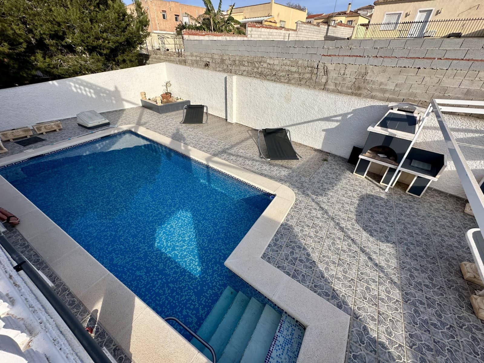 4 Zimmer Villa zu verkaufen in La Marina mit Pool Garage - 519.000 € (Ref: 8075056)