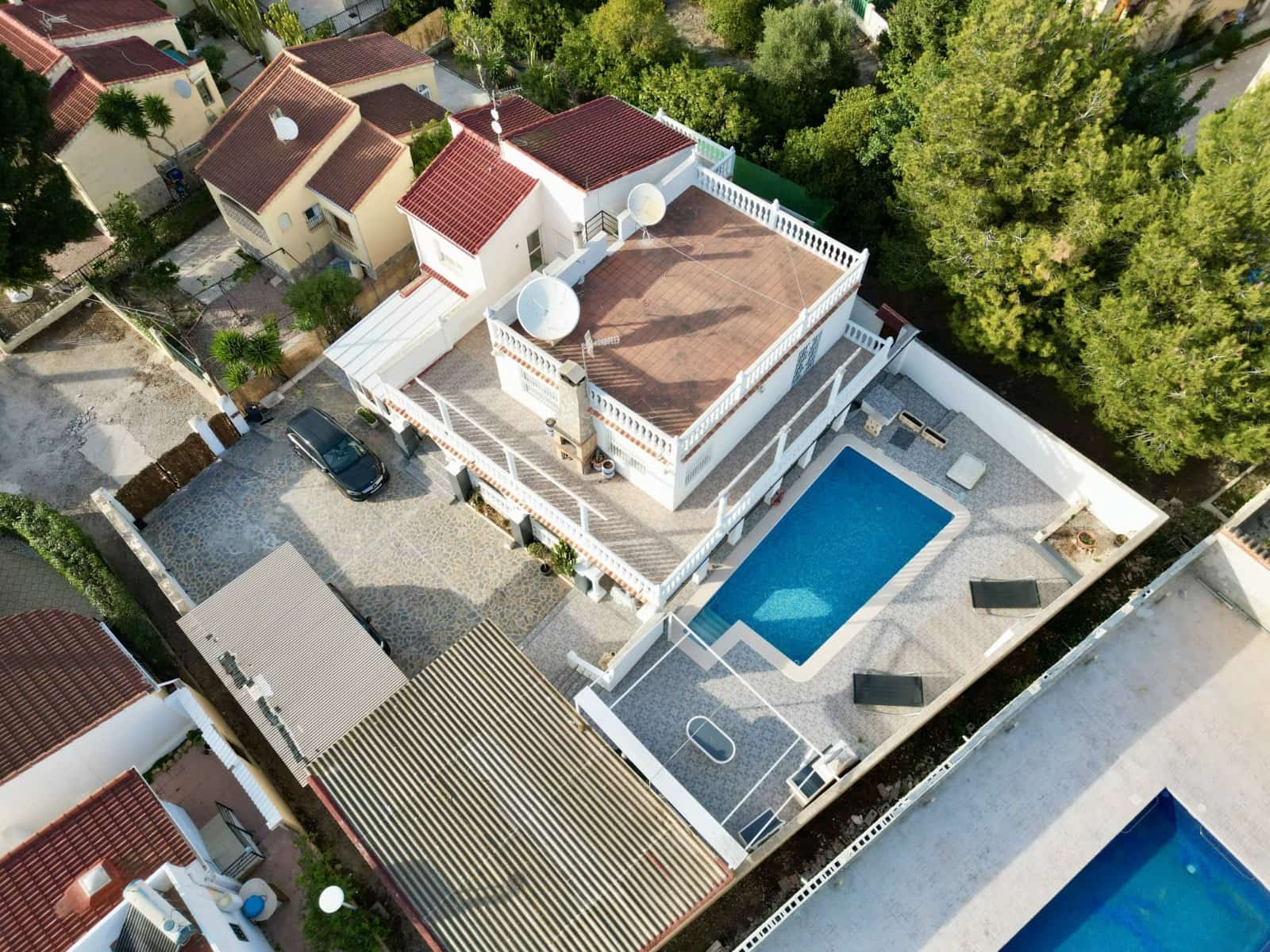 4 Zimmer Villa zu verkaufen in La Marina mit Pool Garage - 519.000 € (Ref: 8075056)
