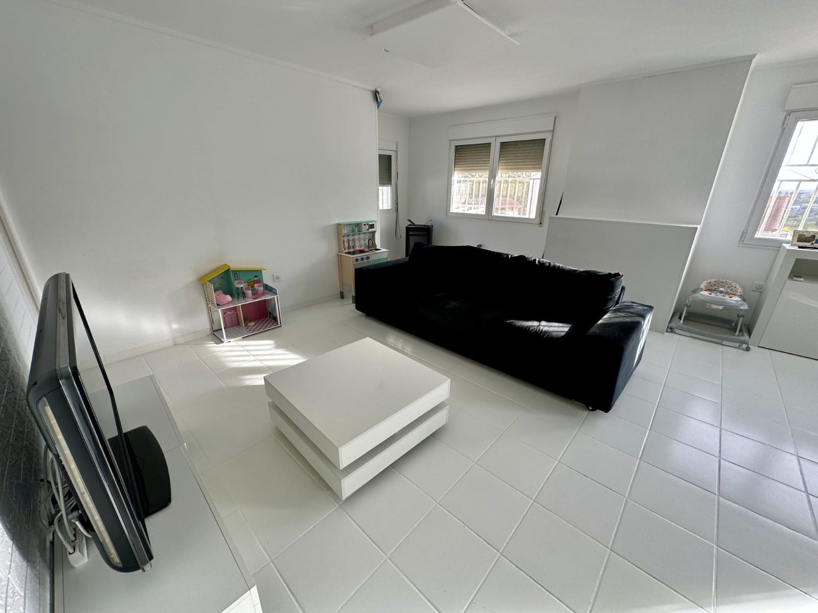 4 Zimmer Villa zu verkaufen in La Marina mit Pool Garage - 519.000 € (Ref: 8075056)