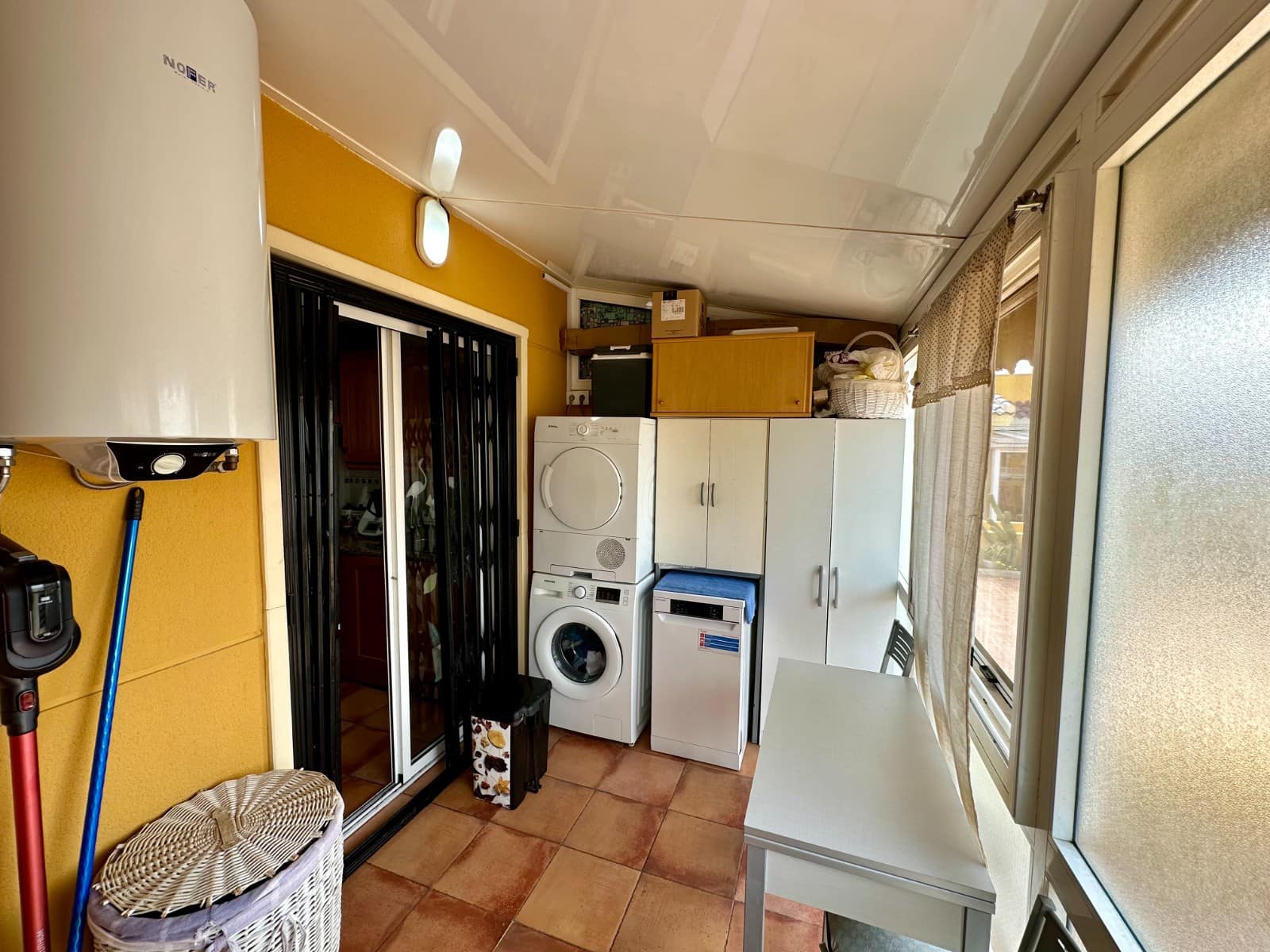 2 soveværelse Byhus til salg i La Marina med swimmingpool - € 170.000 (Ref: 8092924)