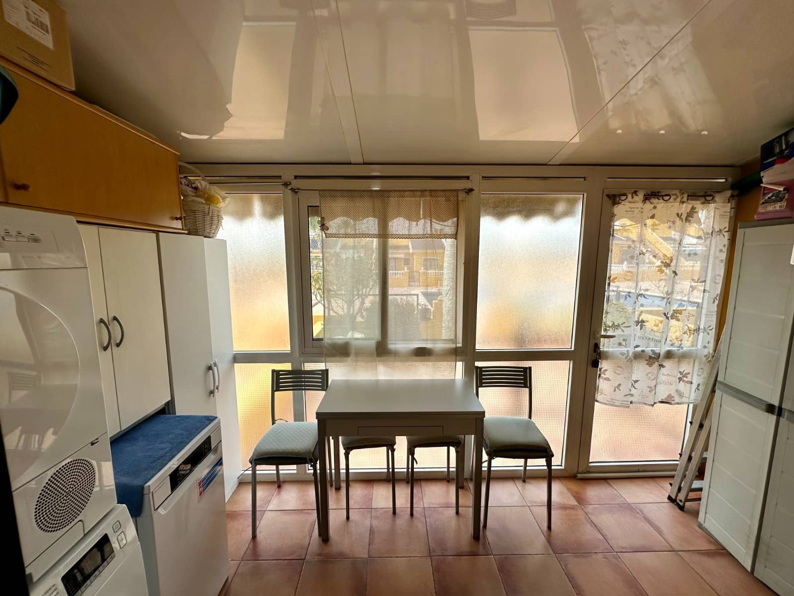 2 soveværelse Byhus til salg i La Marina med swimmingpool - € 170.000 (Ref: 8092924)