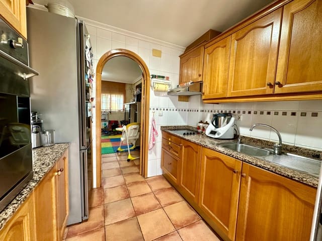 2 bedroom Townhouse for sale in La Marina, Elche / Elx with pool - € 170,000 (Ref: 8092924)