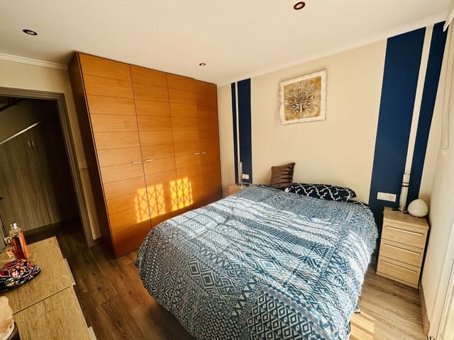 2 bedroom Townhouse for sale in La Marina, Elche / Elx - € 130,000 (Ref: 8167355)