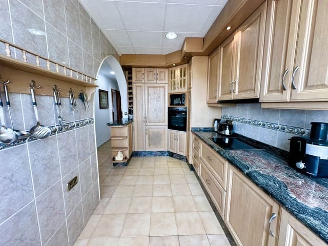 3 bedroom Villa for sale in La Marina, Elche / Elx - € 350,000 (Ref: 8194359)