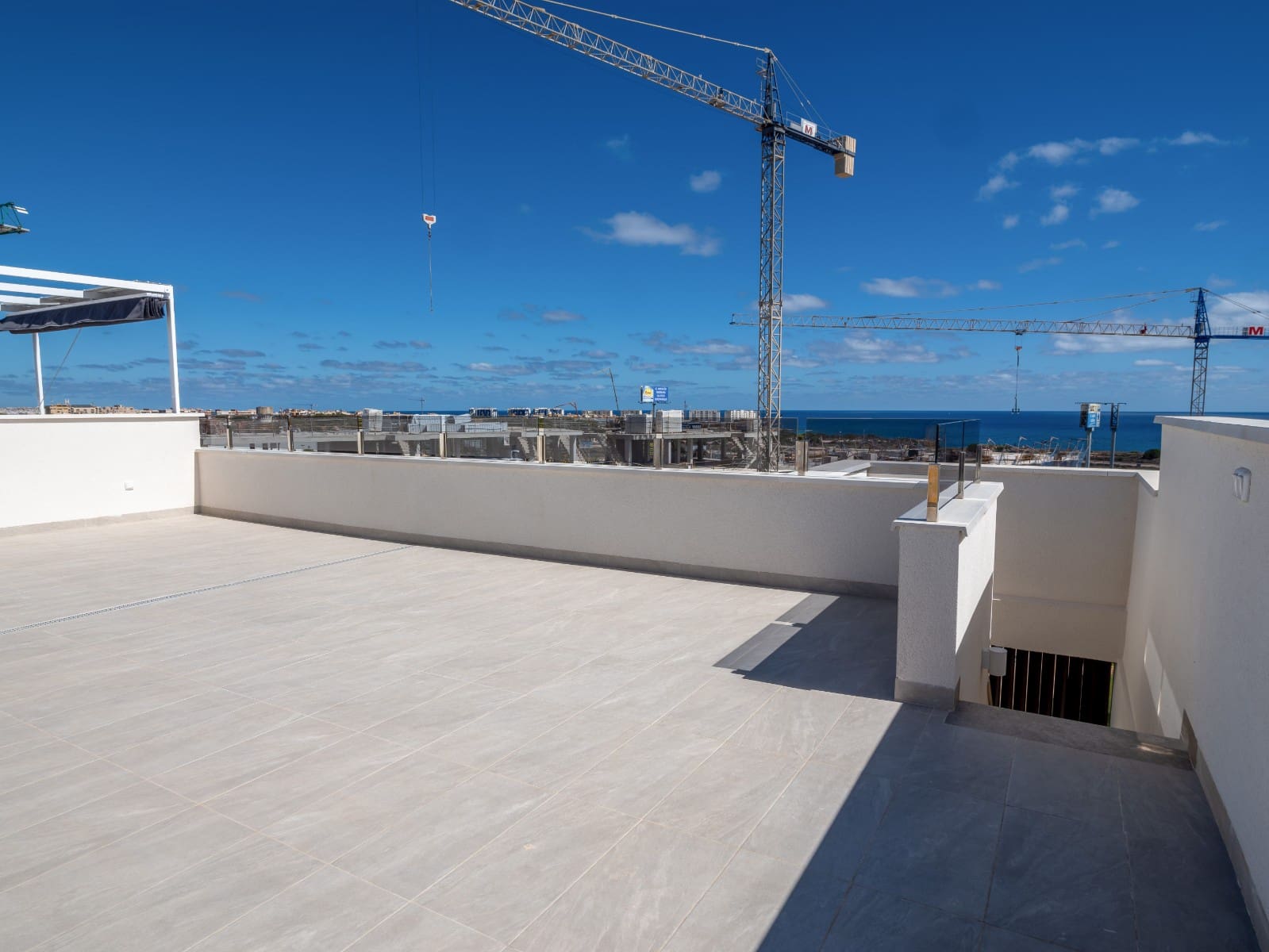 2 Zimmer Apartment zu verkaufen in Orihuela Costa mit Pool Garage - 272.000 € (Ref: 8223016)