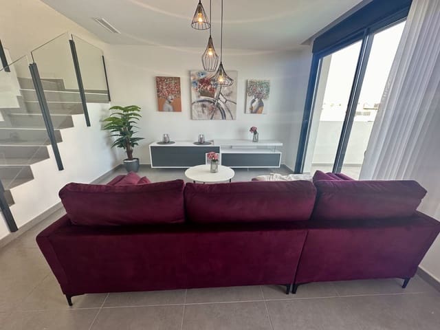 3 soveværelse Byhus til salg i Formentera del Segura med swimmingpool - € 355.900 (Ref: 8226738)