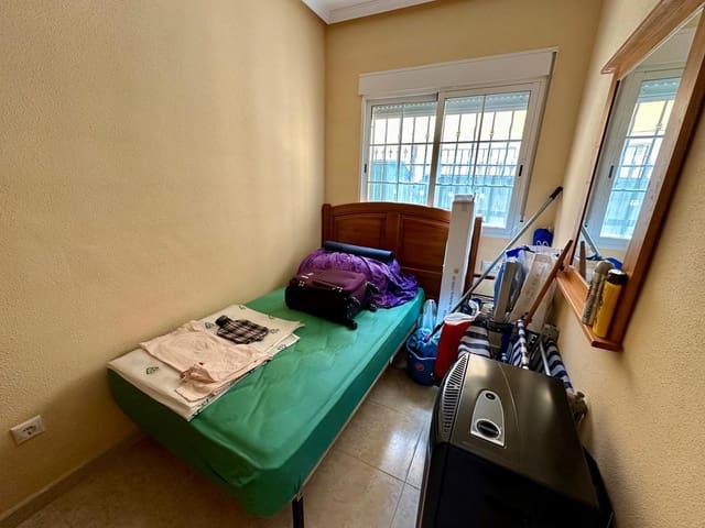 3 Zimmer Villa zu verkaufen in La Marina, Elche / Elx mit Pool - 169.000 € (Ref: 8248197)