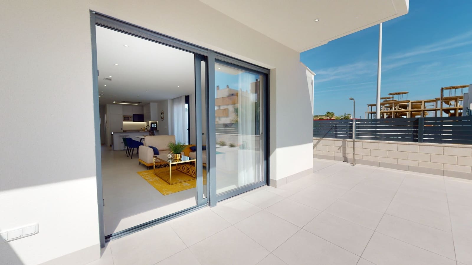 4 soverom Hus til salgs i Guardamar del Segura med svømmebasseng - € 509 000 (Ref: 8273605)