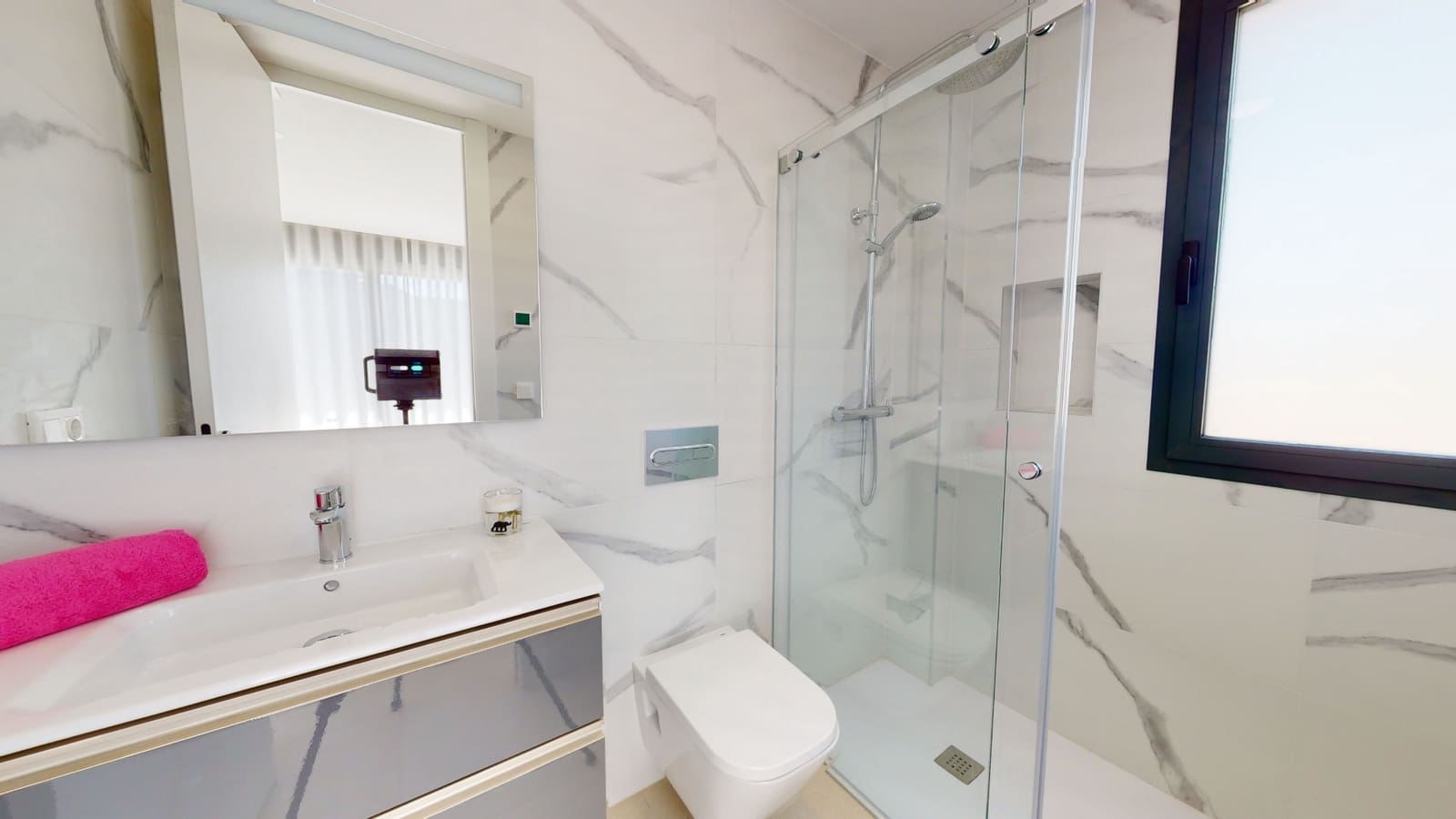 4 soverom Hus til salgs i Guardamar del Segura med svømmebasseng - € 509 000 (Ref: 8273605)