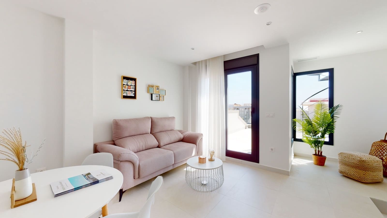 4 soverom Hus til salgs i Guardamar del Segura med svømmebasseng - € 509 000 (Ref: 8273605)