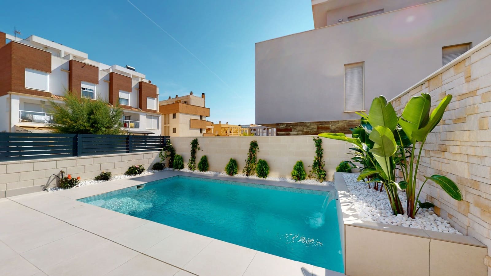 4 soverom Hus til salgs i Guardamar del Segura med svømmebasseng - € 509 000 (Ref: 8273605)