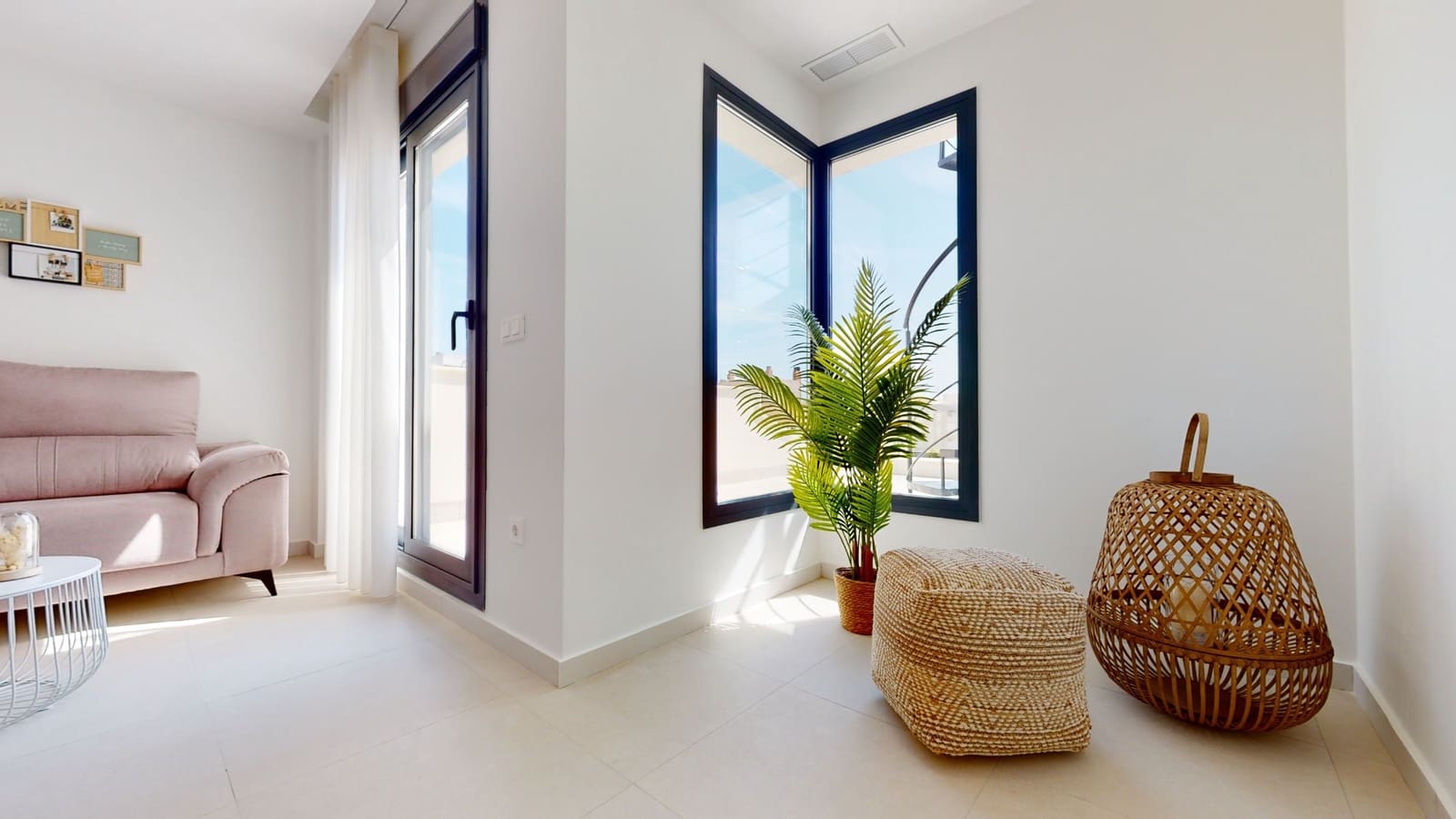 4 soverom Hus til salgs i Guardamar del Segura med svømmebasseng - € 509 000 (Ref: 8273605)