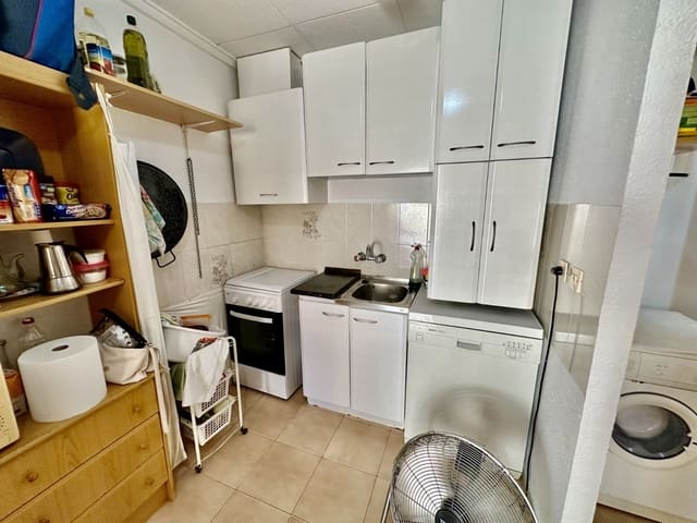 1 bedroom Townhouse for sale in La Marina, Elche / Elx - € 75,000 (Ref: 8422321)