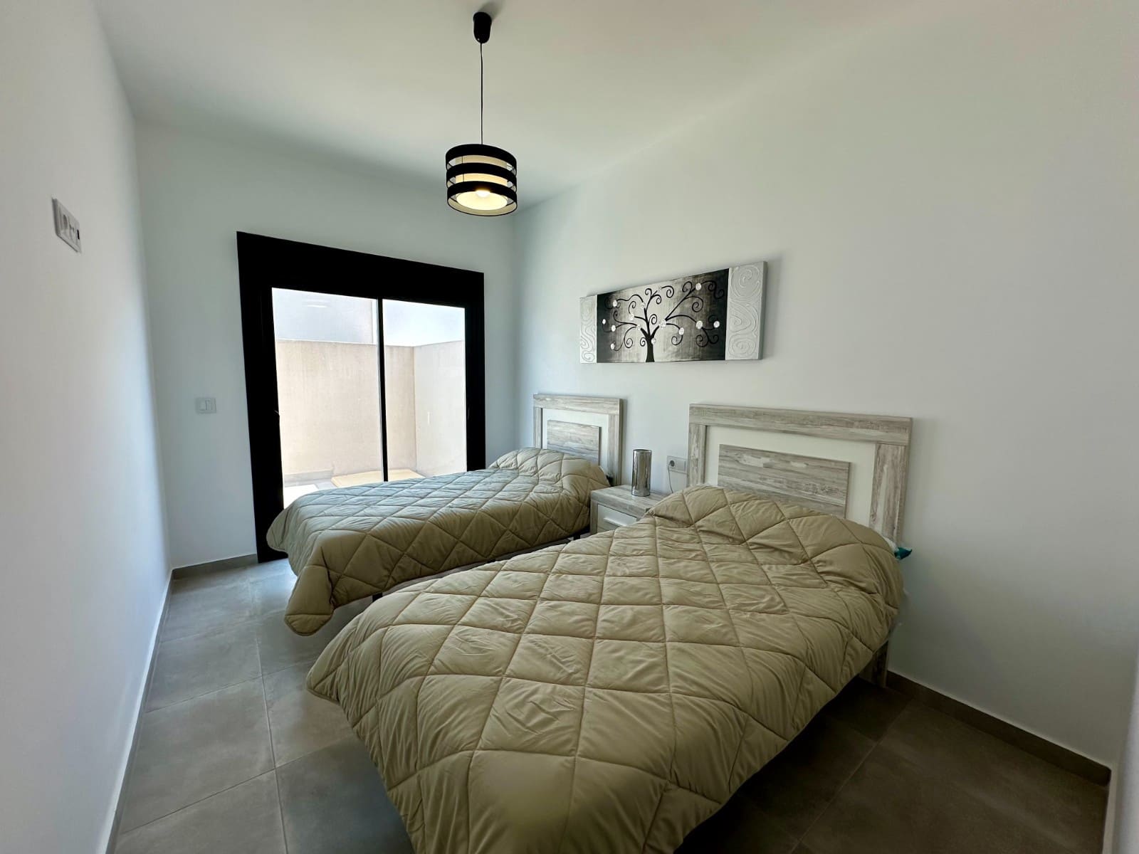 3 soveværelse Semi-Rækkehus til salg i Daya Nueva med swimmingpool garage - € 332.000 (Ref: 8495328)