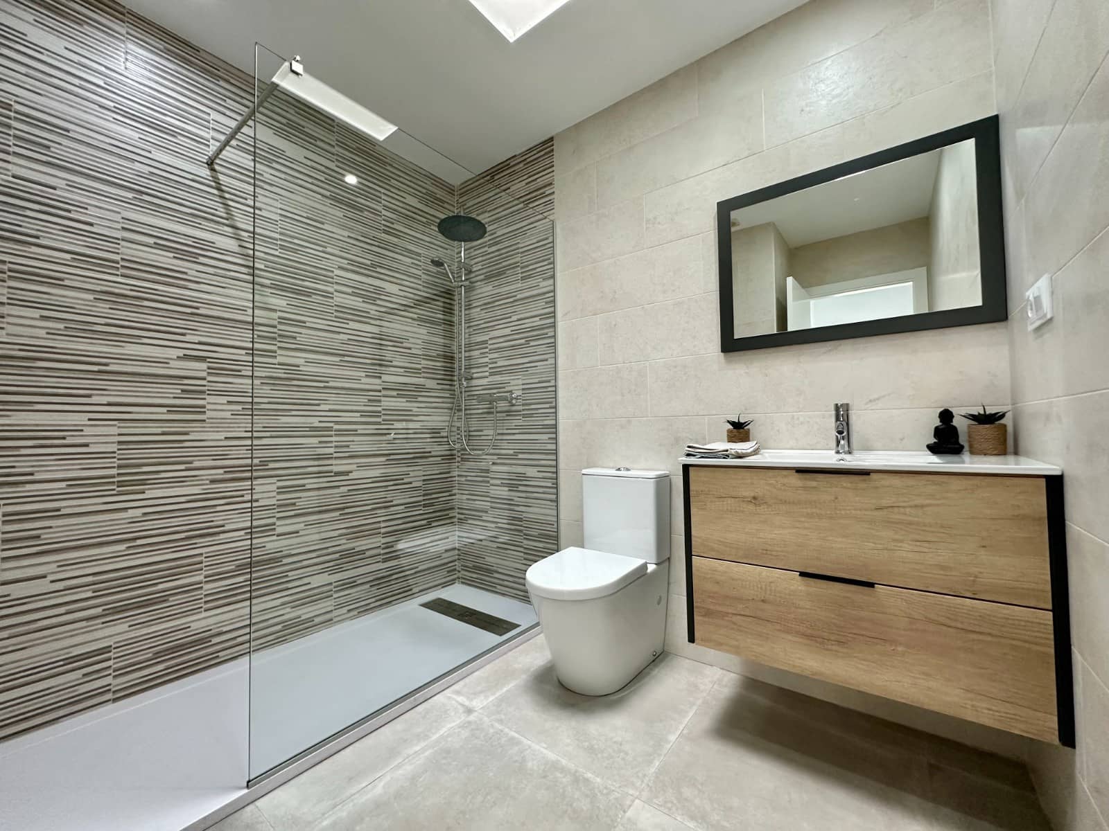 3 soveværelse Semi-Rækkehus til salg i Daya Nueva med swimmingpool garage - € 332.000 (Ref: 8495328)