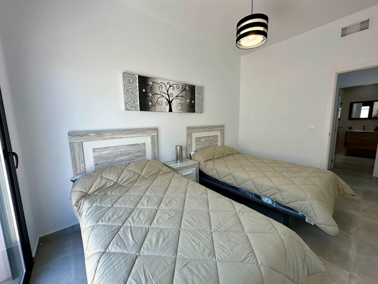 3 soveværelse Semi-Rækkehus til salg i Daya Nueva med swimmingpool garage - € 332.000 (Ref: 8495328)