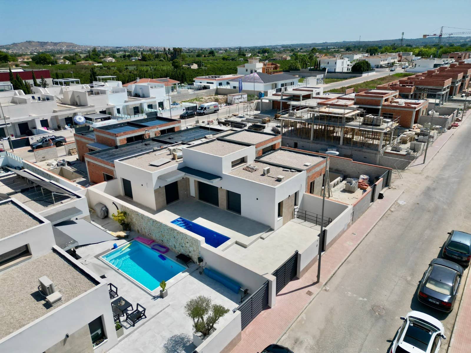 3 soveværelse Semi-Rækkehus til salg i Daya Nueva med swimmingpool garage - € 332.000 (Ref: 8495328)