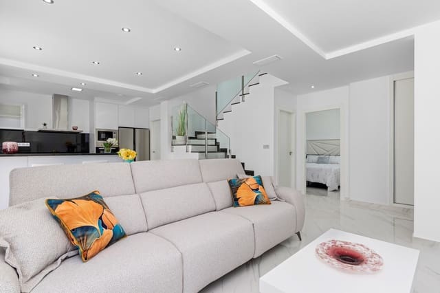 3 bedroom Villa for sale in Dolores with pool - € 375,000 (Ref: 8543262)