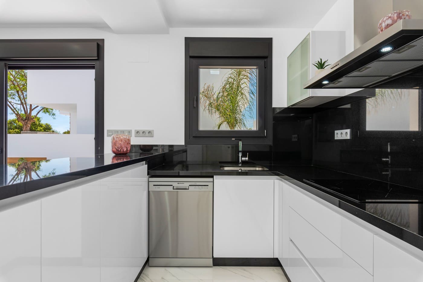 3 bedroom Villa for sale in Dolores with pool - € 375,000 (Ref: 8543264)