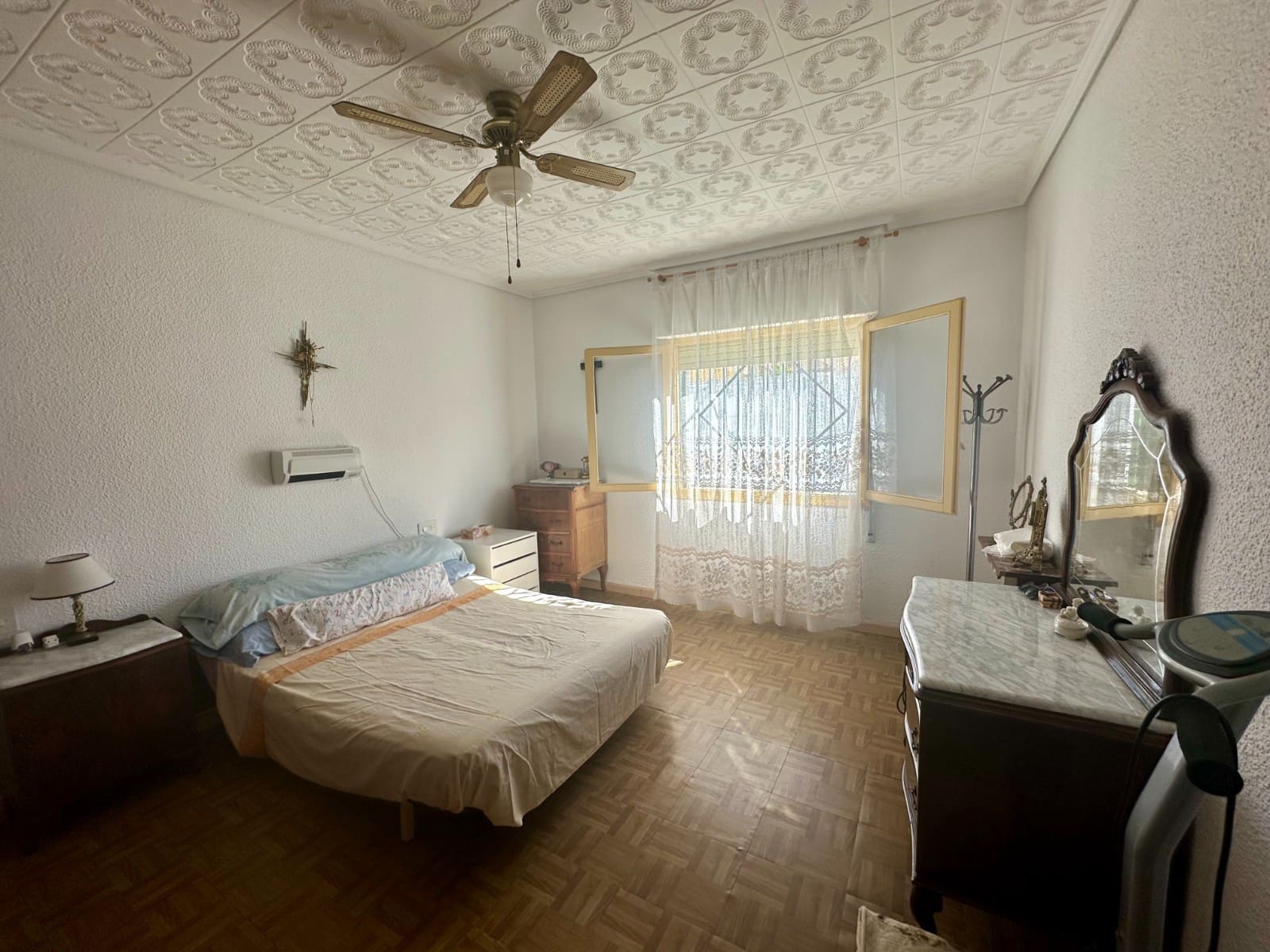 3 bedroom Villa for sale in La Marina with pool - € 295,000 (Ref: 8558817)