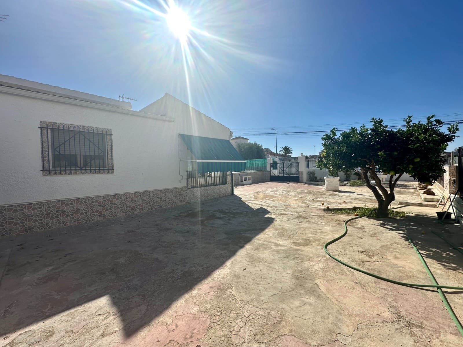 3 bedroom Villa for sale in La Marina with pool - € 295,000 (Ref: 8558817)