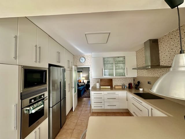 6 slaapkamer Villa te koop in La Marina, Elche / Elx met zwembad garage - € 620.000 (Ref: 8623364)