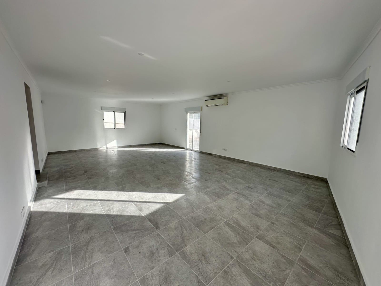 Chalet de 4 habitaciones en La Marina en venta - 380.000 € (Ref: 8672385)