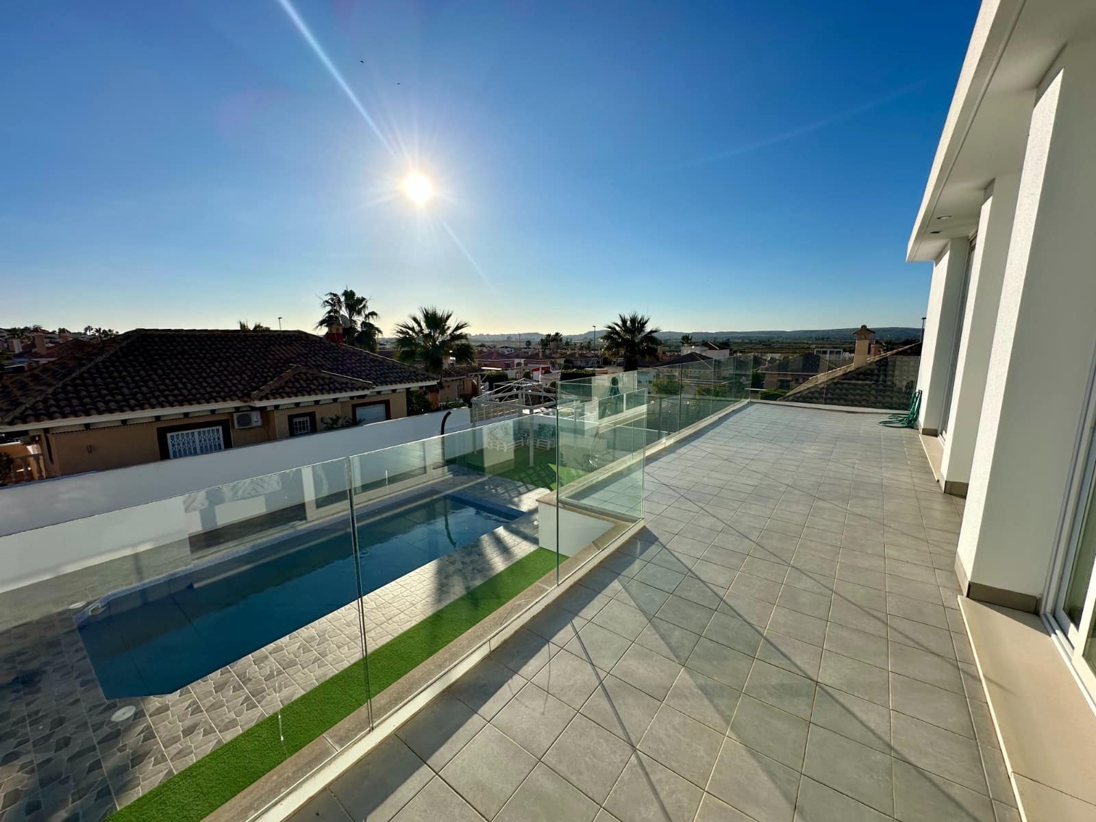 4 slaapkamer Villa te koop in La Marina met zwembad garage - € 699.000 (Ref: 8734242)