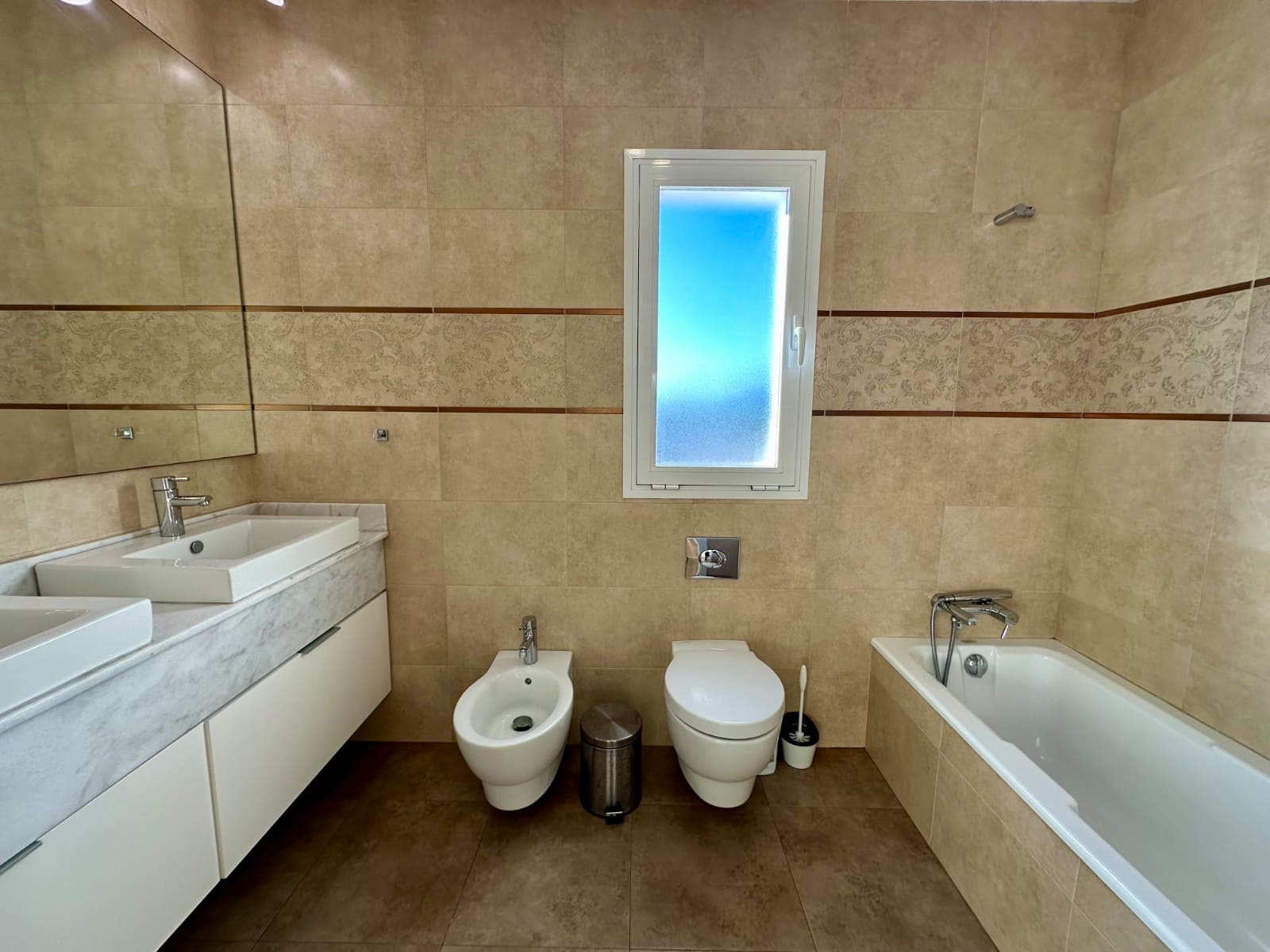 4 slaapkamer Villa te koop in La Marina met zwembad garage - € 699.000 (Ref: 8734242)