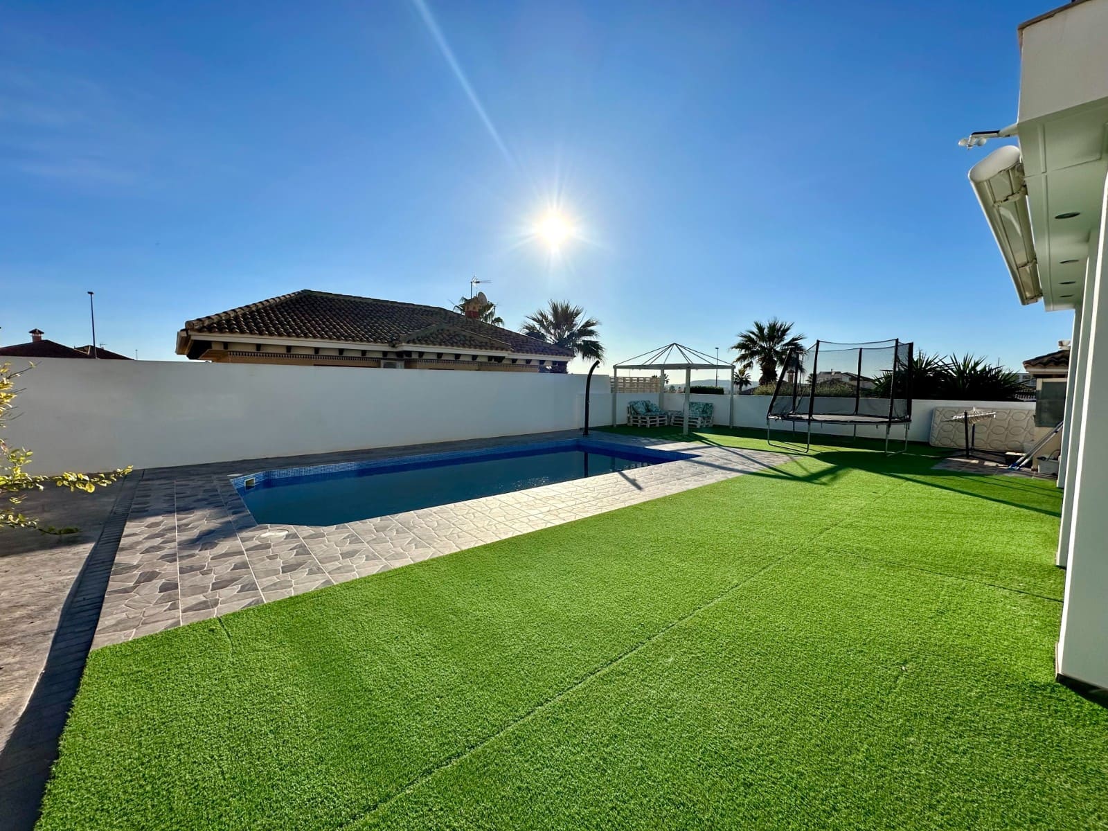 4 slaapkamer Villa te koop in La Marina met zwembad garage - € 699.000 (Ref: 8734242)
