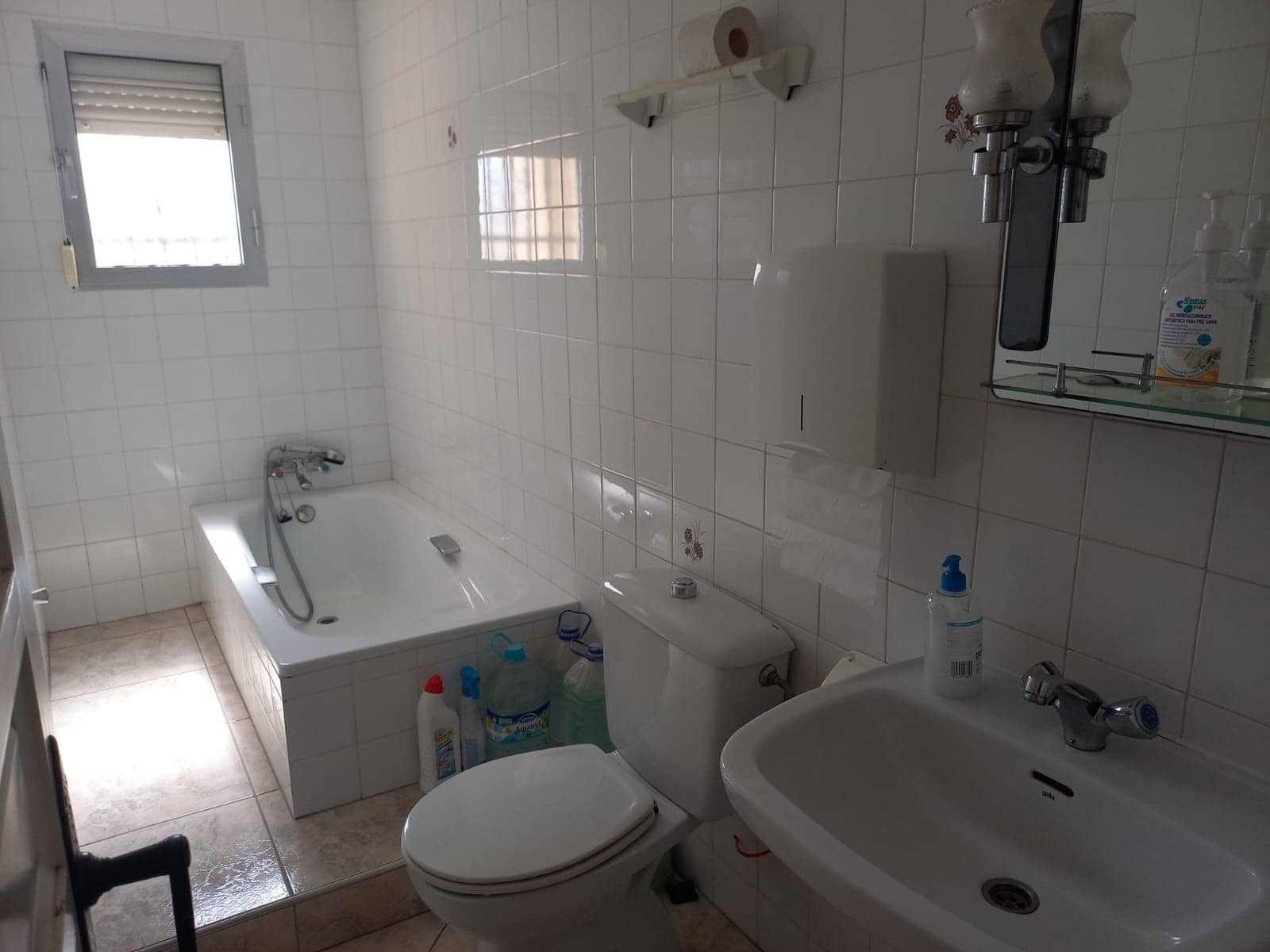 6 bedroom Villa for sale in La Marina - € 295,000 (Ref: 8841900)