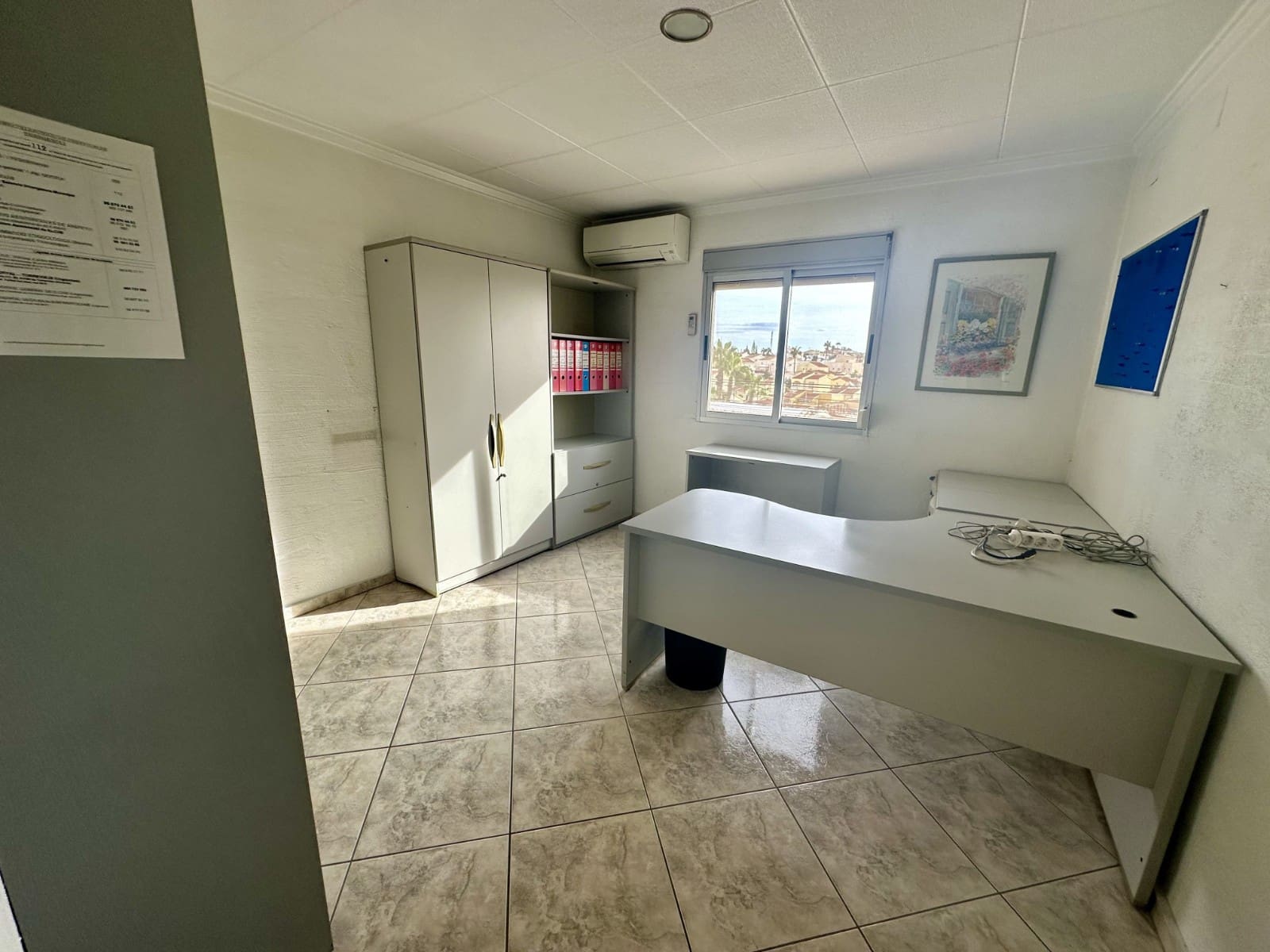 6 bedroom Villa for sale in La Marina - € 295,000 (Ref: 8841900)